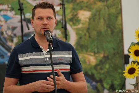 V Snoviku je potekala 5. tradicionalna prireditev z naslovom Cvetoča jesen  (56)
